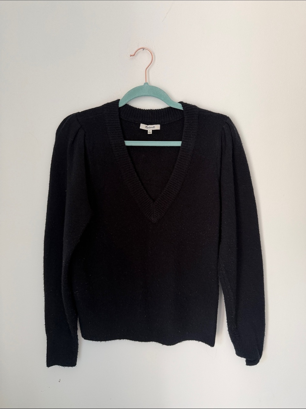 Madewell Black V-Neck Puff Sleeve Sweater